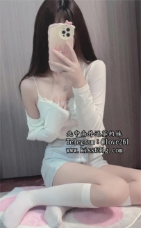 安安 158/C/19歲 #雙北 清純鄰家乖乖女孩  性格羞澀溫柔 屁股翹 床上更是很淫蕩 服務