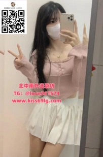 🍑安安162/C/22歲 📍地區：#高雄 外型乾淨、臉蛋有點像初戀學姊 溫柔型氣場 身材纖細
