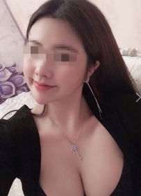 資料：清歡  166cm Ecup  30歲   成熟有韻味 奶大不油膩 很性...