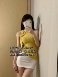 念念 165/C/25歲 #臺中 氣質知性美的OL 身體柔軟度一流 乳房挺翹 服務全面 床上體驗帶