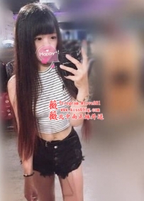 小可158/C/20歲 很小巧 十分軟萌 讓人很想要保護她  聲音也...