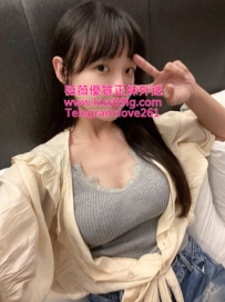 林希 160.C.19歲 初次下海敏感粉紅鮑魚  有點嬌羞哦 賺學費...