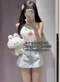 可藍 160/B/21歲 小只馬 瘦瘦可愛的學生妹 皮膚白皙 手感很...