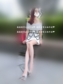 露西 164 B   43 23歲 新晉網拍麻豆身材勻稱 火辣的身材 甜...