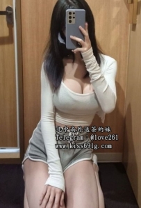 希希 162/E/23歲 #高雄 爆乳正妹 皮膚白  有肉不胖 顏值高  四隻纖細 天菜級正妹  Tel