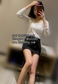 妮妮 167/C/24歲 價位：買三送一 地區：台中 高挑美腿可以...
