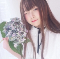 妹子會不會太可愛！強國蘿莉「童顏巨乳」還不夠...萌到...