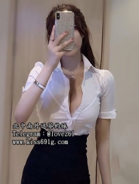 琪琪165/E/26歲 風騷艷麗爆乳OL  狂熱浪蕩 性感骨子 裏散發...