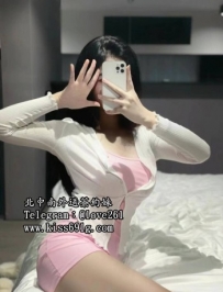 安娜 163/D/26歲 #高雄 艷麗和清純之間隨意轉換  可配合角色...
