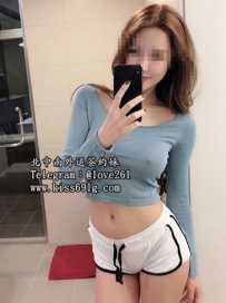 美娜 165/D/28歲   價位：買二送一 地區：台中 寂寞空姐  在...