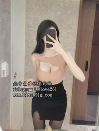 白雪165 E 22歲  年輕粉嫩 小穴緊緊  甜美的外表服務   服務...